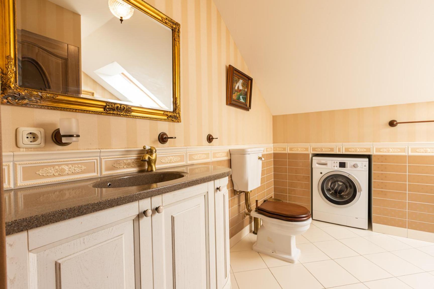 Sofijos Apartamentai Клайпеда Екстериор снимка